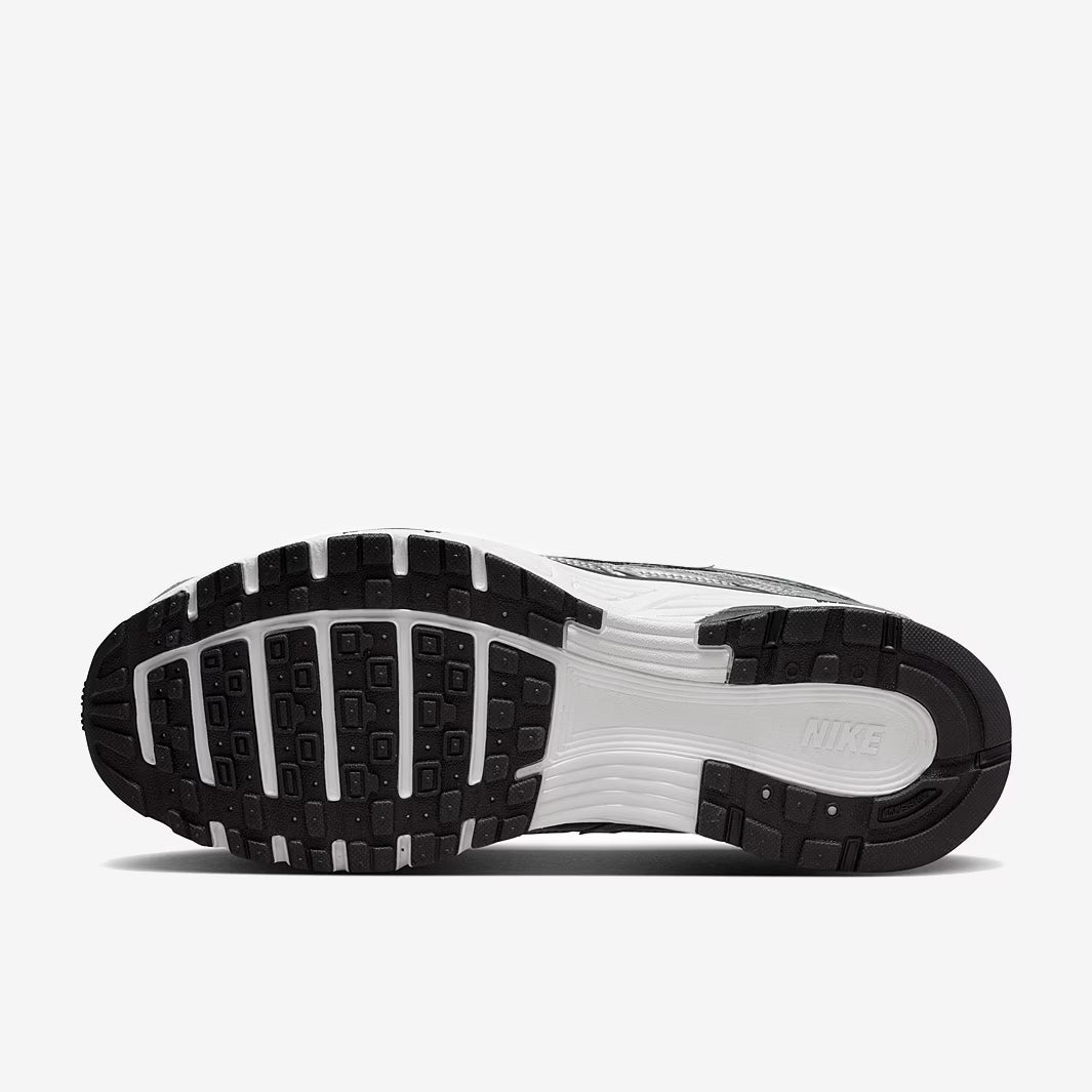Nike P6000 Argenté
