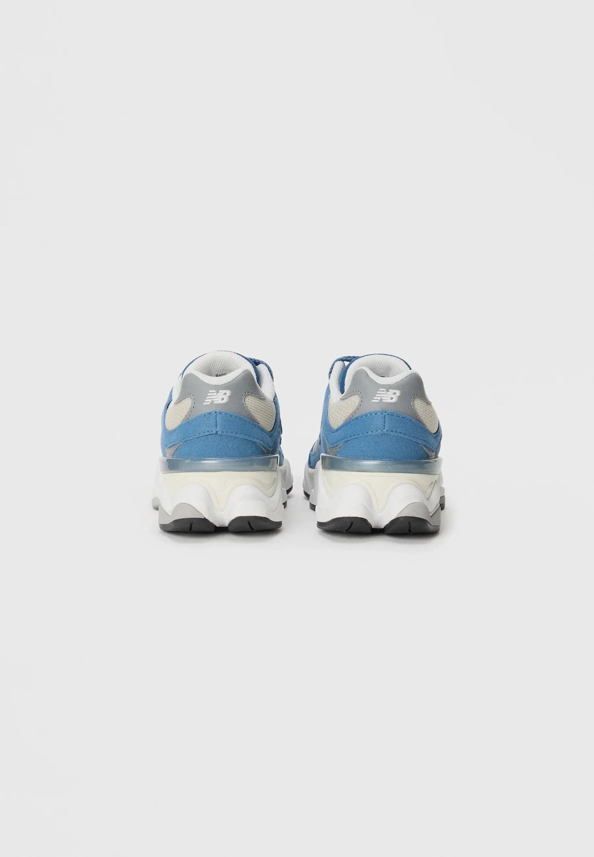 New Balance 9060 Bleu Ciel